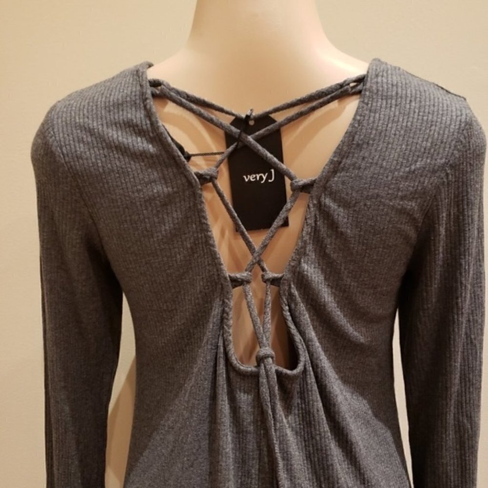 GREY Long-Sleeved Dress Open Criss Cross Dress - Picture 2 of 5